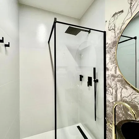 New In The Very Center Appartement Katowice